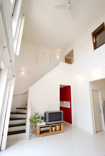 憧れのリビング階段 吹き抜けでも寒さで後悔しないリビング階段を実現するポイントとは 実例あり 北洲ハウジング